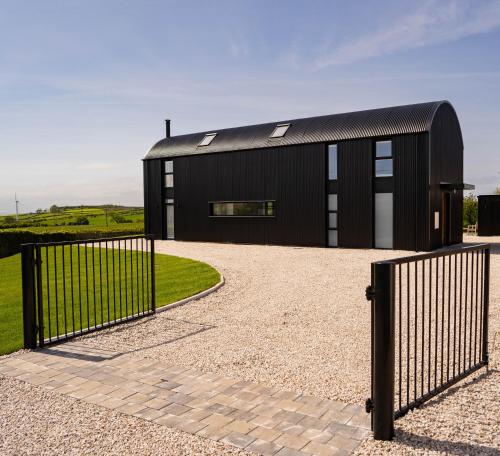 Portrush Barn — 4-Star Luxury Hotel in Coleraine, United Kingdom