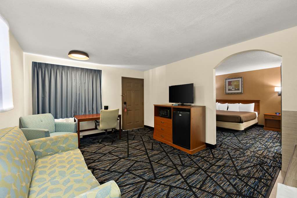 Americas Best Value Inn Celina - photo 18