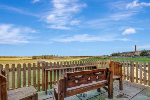 Outlook Cottage — 4-Star Luxury Hotel in Ellingham, United Kingdom