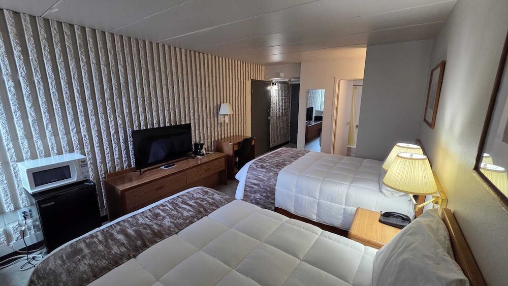 Smartwood Inn - photo 24