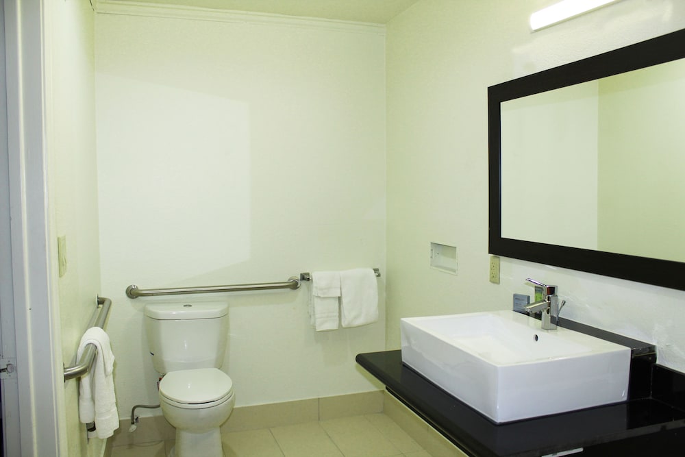Stay Express Inn Dallas Fair Park Downtown - photo 14