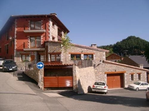 Aparthotel Bellver — hotel in Bellver De Cerdanya