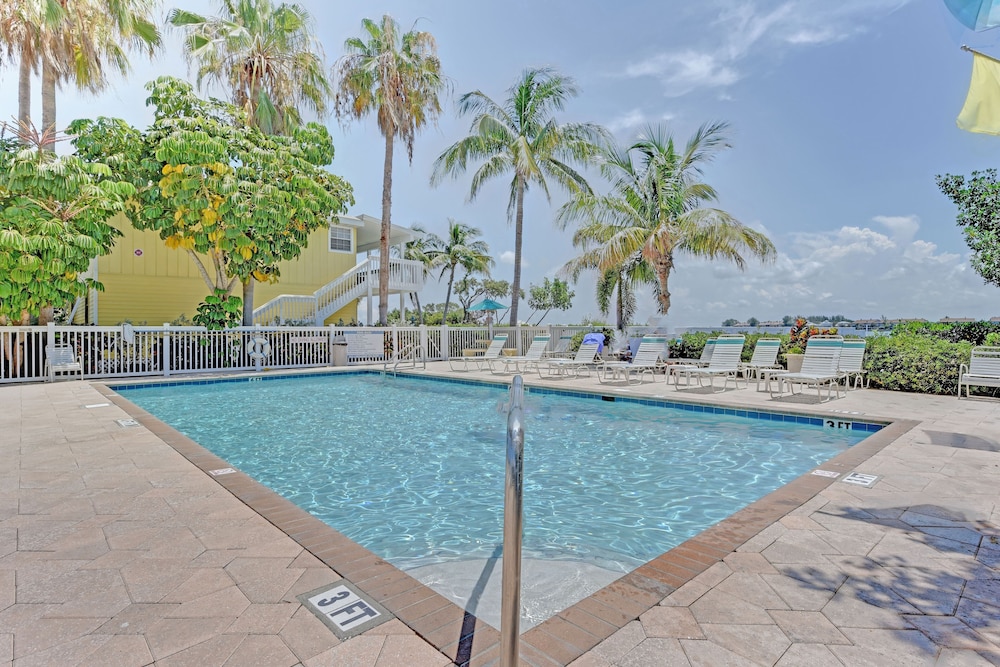 Tradewinds Beach Resort - photo 55