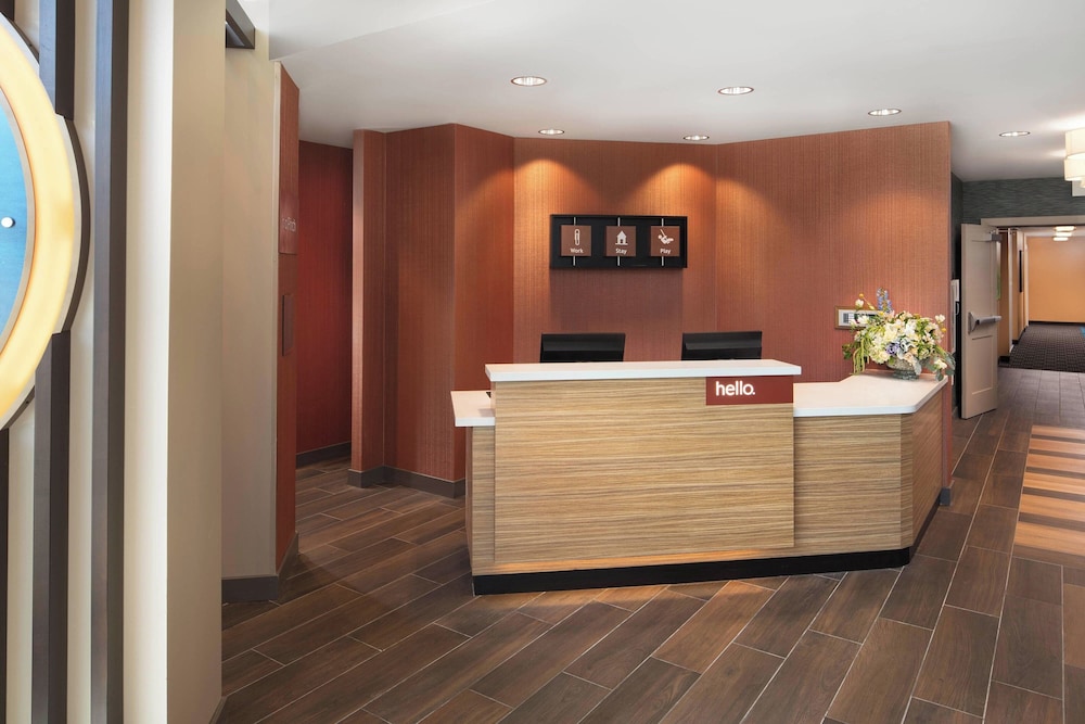 TownePlace Suites by Marriott San Diego Downtown - photo 3