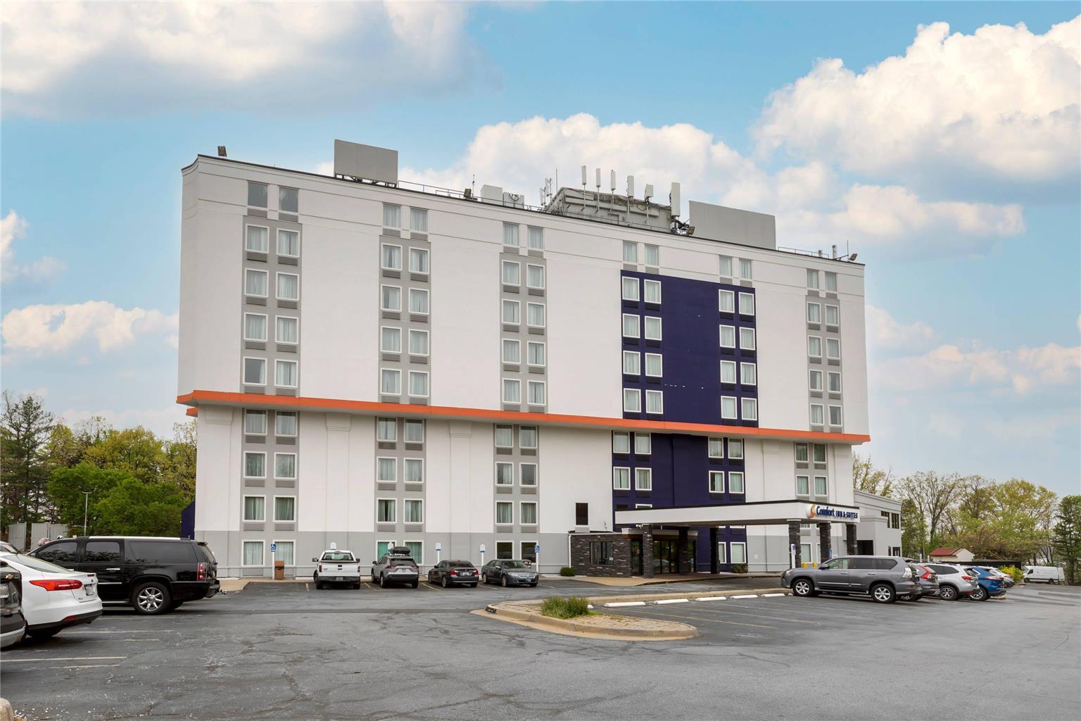 Comfort Inn & Suites Alexandria West - photo 3