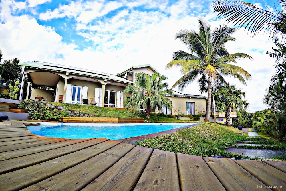 Villa Romeo — 4-Star Luxury Hotel in Saint-Leu, Réunion
