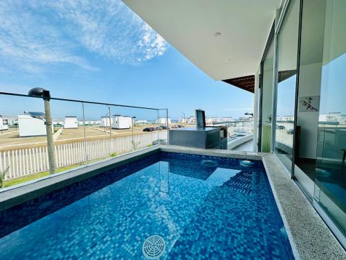 Moderno Departamento con Piscina y Parrilla 3 min de la playa Asia — 4-Star Luxury Hotel in Asia, Peru