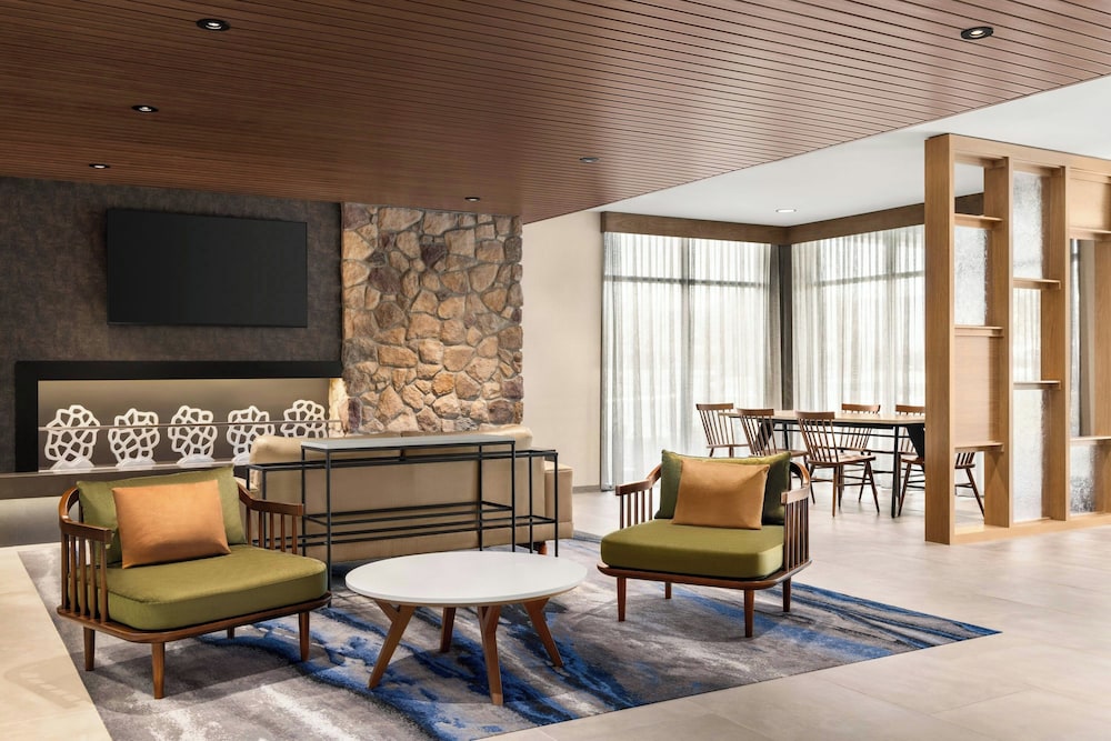 Fairfield by Marriott Inn & Suites Bethlehem PA - photo 11