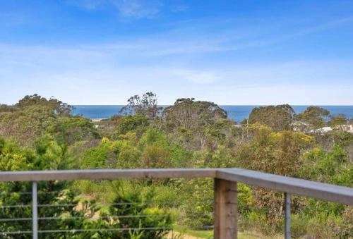 Valley to Sea Luxury Coast Getaway in Torquay, Australia