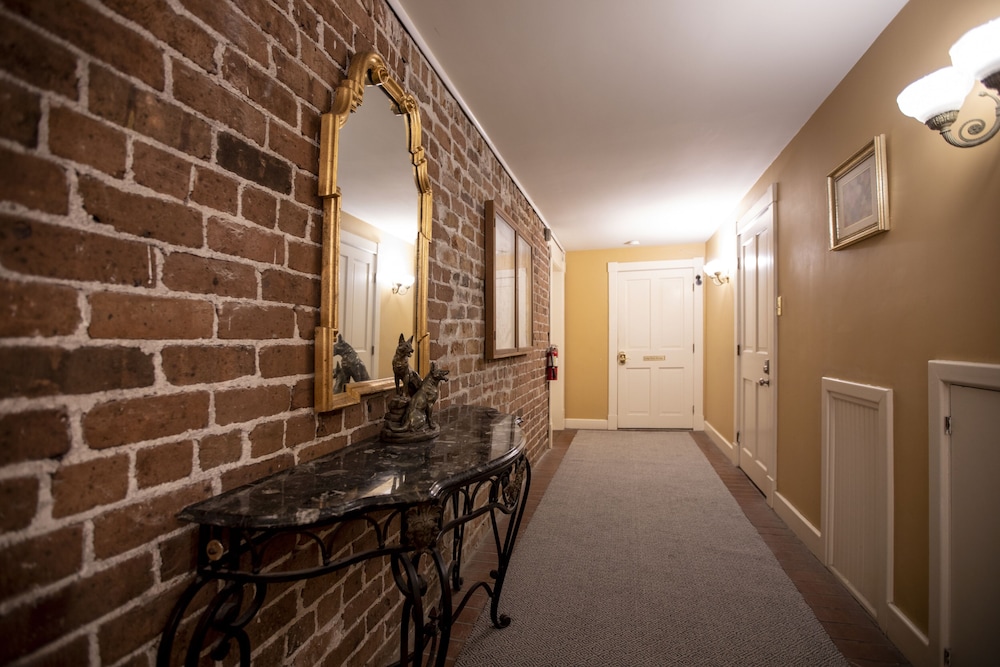 Foley House Inn - photo 126