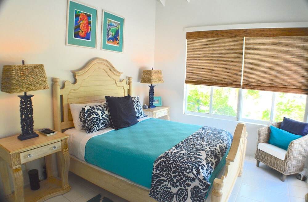 Beach Daze - last minute hotel in Providenciales