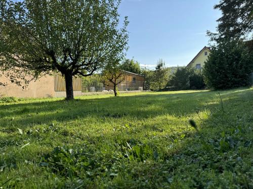 Ferienhaus Ailsbach Ruhig eingezäunt hundefreundlich nahe A3 pet-friendly hotel Lonnerstadt