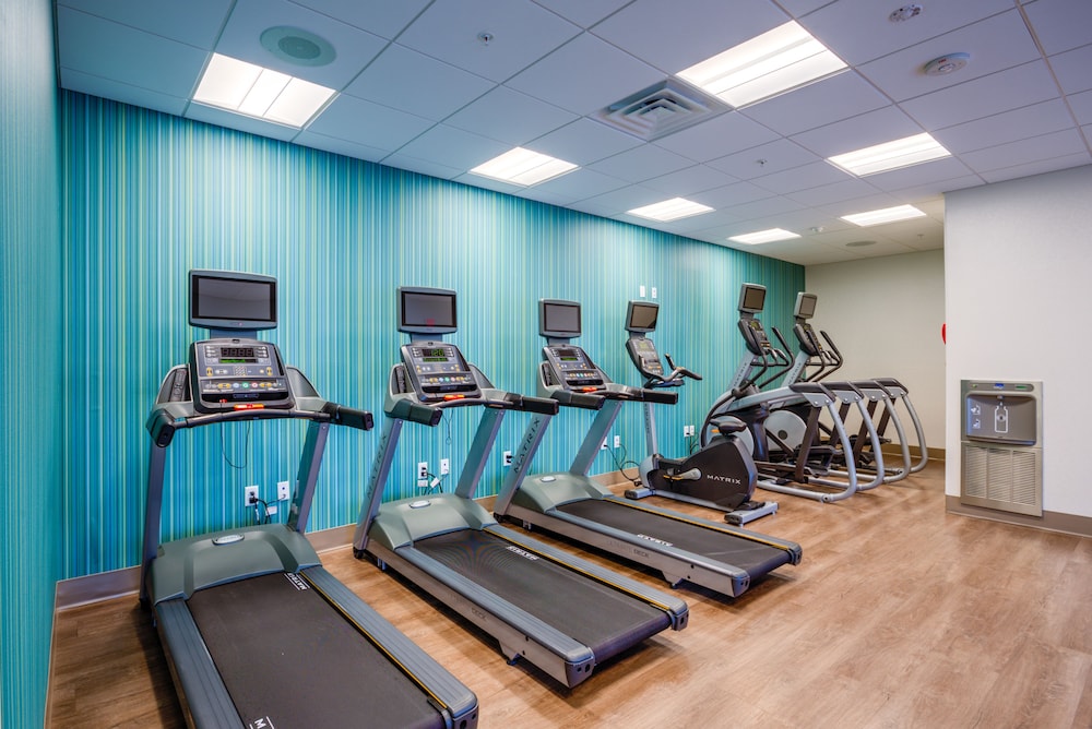 Holiday Inn Express & Suites Reedsville State Coll Area by IHG - photo 13