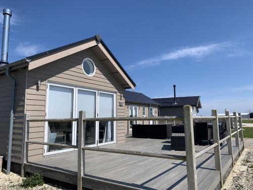 Prospect Lodge at The Bay Filey sleeps up to 6 and 2 dogs stay for free