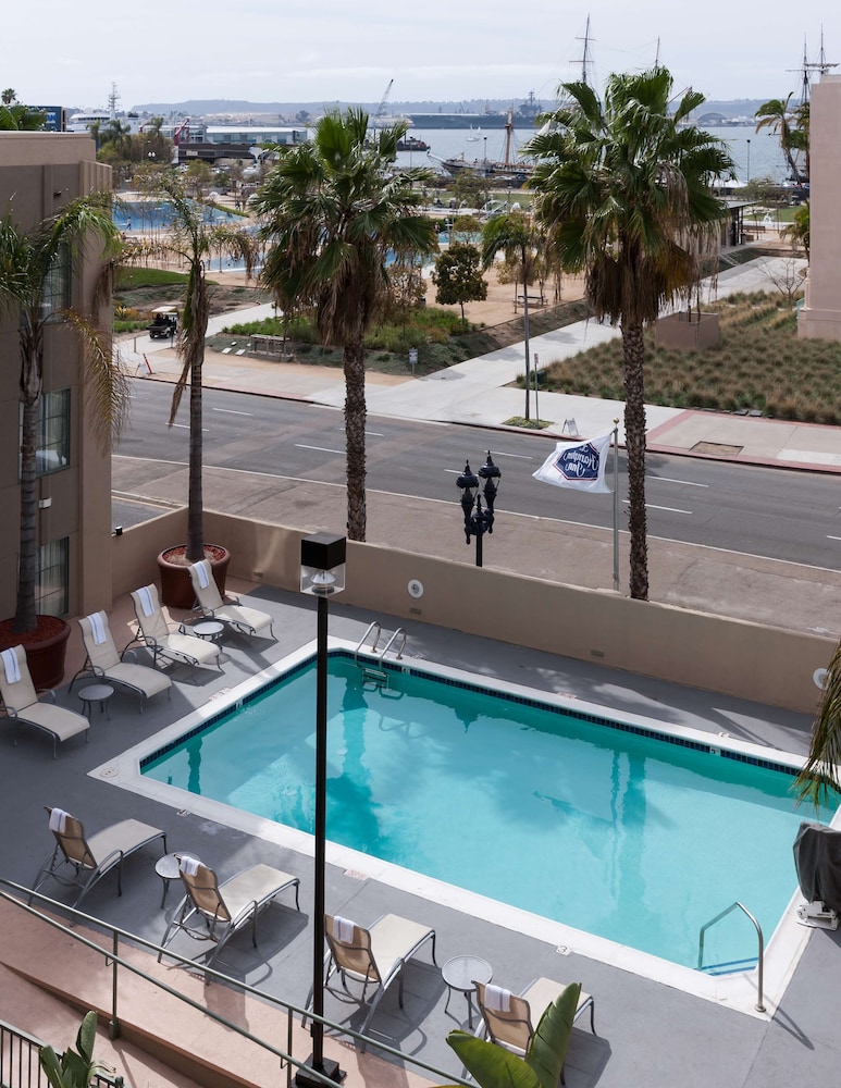 Hampton Inn San Diego Downtown - photo 24
