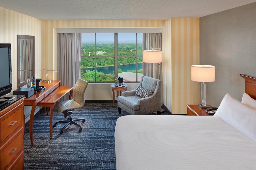 Marriott Hartford Downtown - photo 10