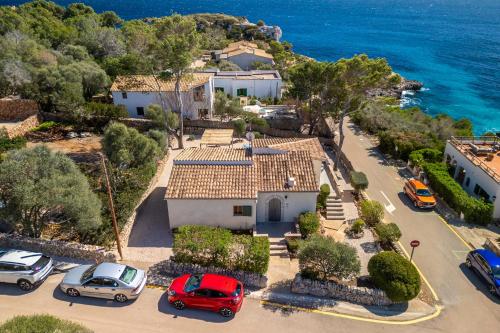 G399 Can Pubila by Mallorca Villa Selection — 4-Star Luxury Hotel in Santanyi, Spain