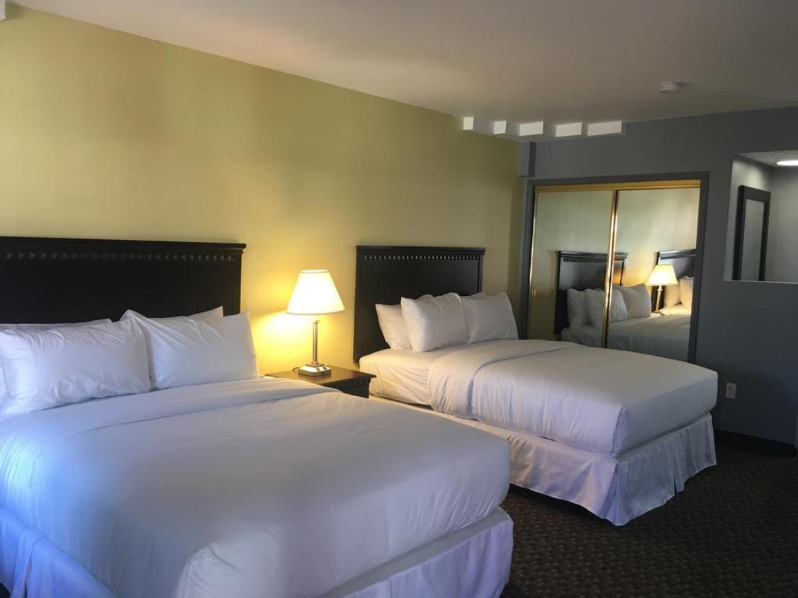 Rodeway Inn Encino - photo 3