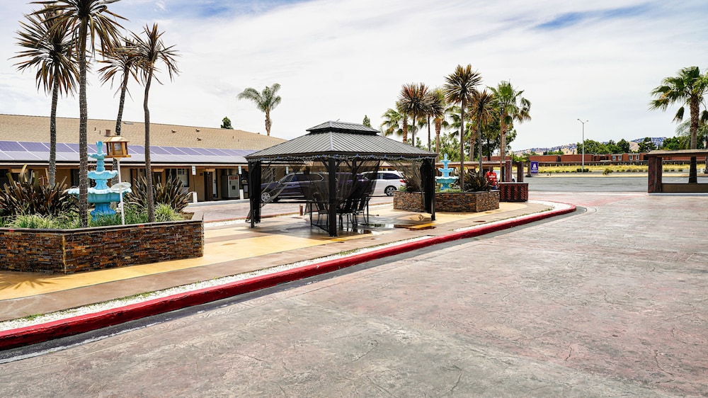 Americas Best Value Inn Antioch - photo 42