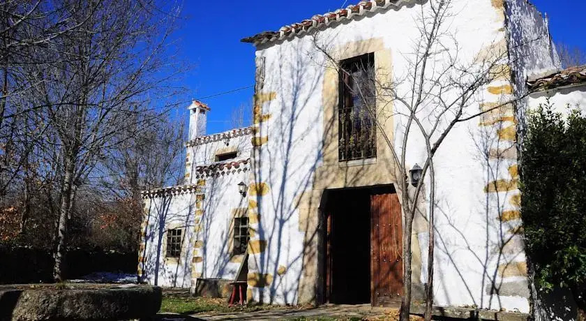 Villa El Molino Blanco — 4-Star Luxury Hotel in Sotillo Del Rincon, Spain