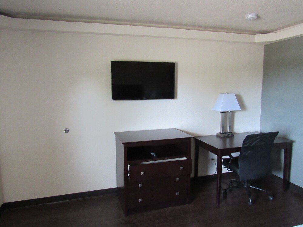 Trinity Suites Downtown Dallas - photo 11
