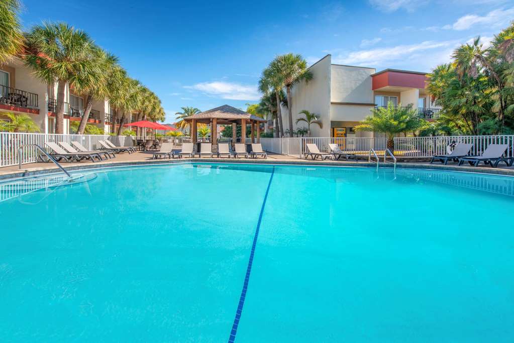 La Quinta Inn by Wyndham Clearwater Central - photo 8