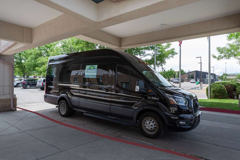 Days Inn & Suites by Wyndham Denver International Airport - photo 40