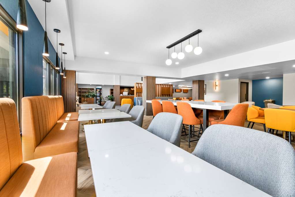 Comfort Inn & Suites York North - photo 26