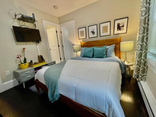 Beautiful 3BR 3BA Duplex parking Best Location Boston — 4-Star Luxury Hotel in Boston, United States