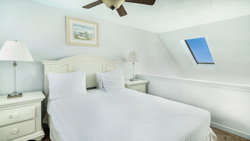 Windward Shores Ocean Resort - photo 37