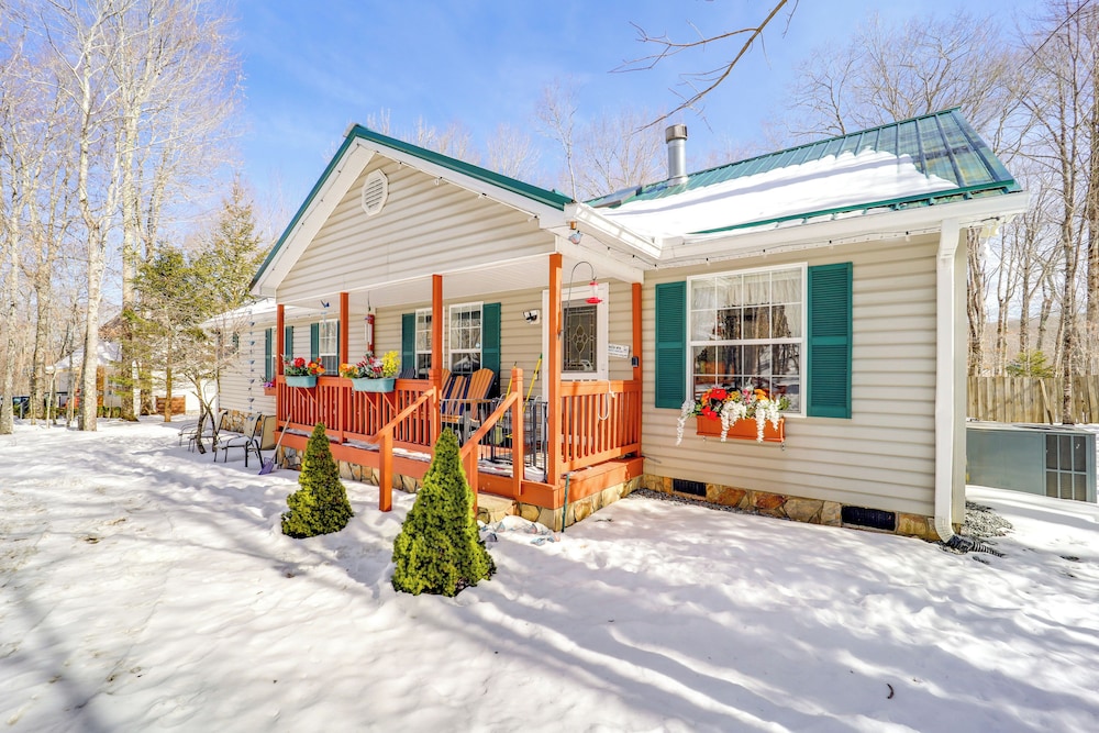 Hike & Bike in Beech Mtn Resort: Pet friendly Home - photo 36