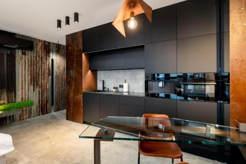 Wiślane Tarasy UNIQUE Apartments 4YOU 10 piętro z pięknym widokiem na centrum Krakowa — 4-Star Luxury Hotel in Krakow, Poland