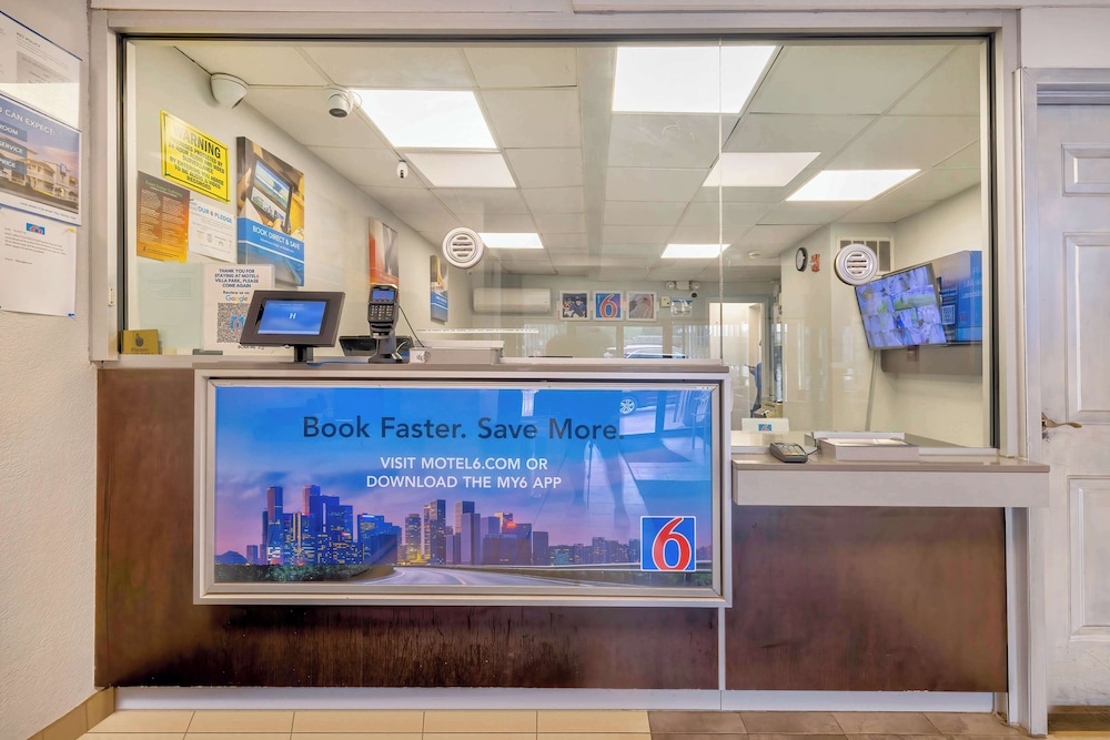 Motel 6 Villa Park IL Chicago West - photo 3