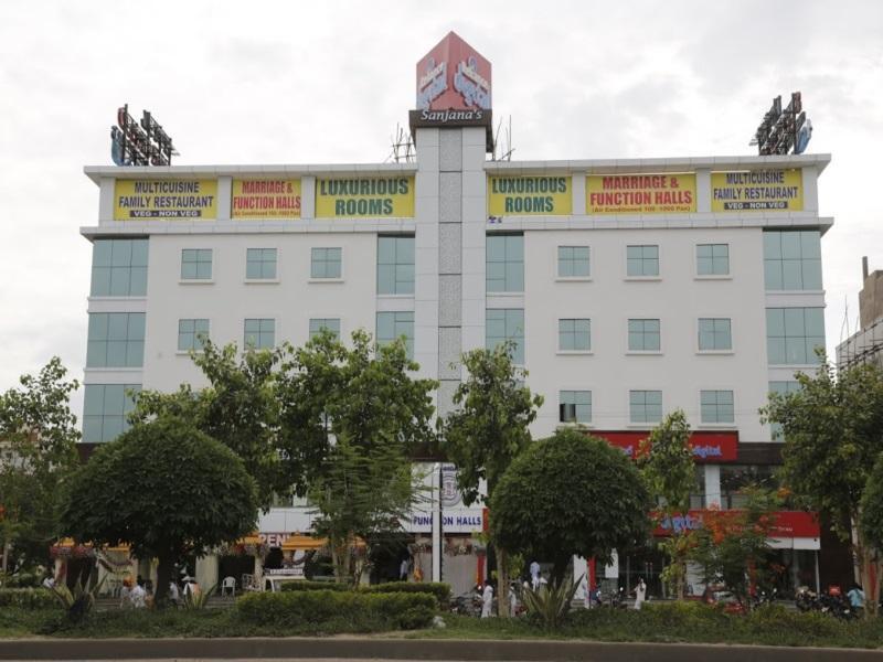 Hotel Swagath Grand Suchitra — hotel in Hyderabad