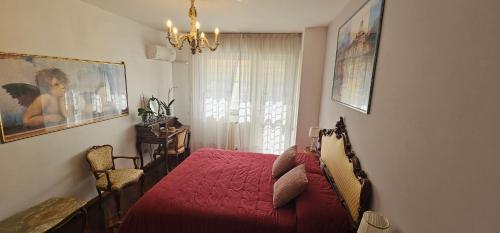 Stanza classica Eur Tintoretto — 4-Star Luxury Hotel in Rome, Italy