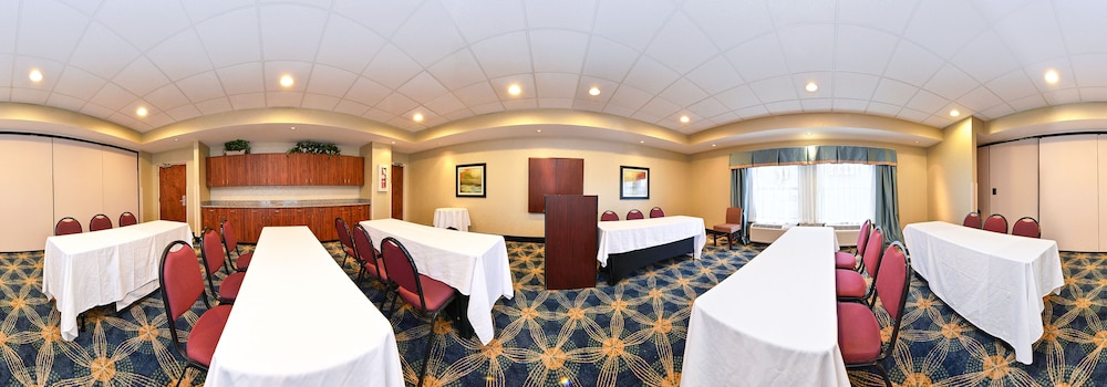 Hampton Inn Henderson - photo 33