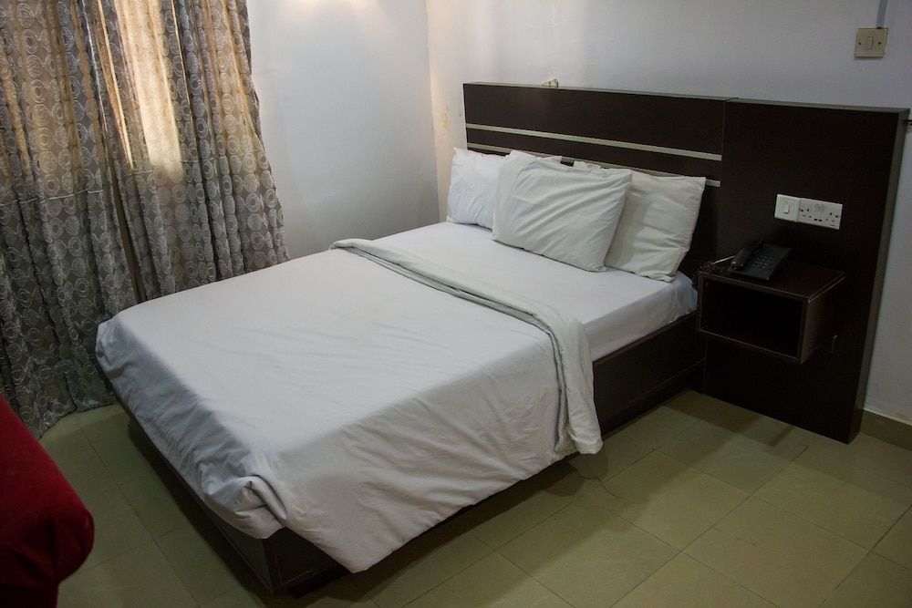 Le Palais Royal - last minute hotel in Lagos