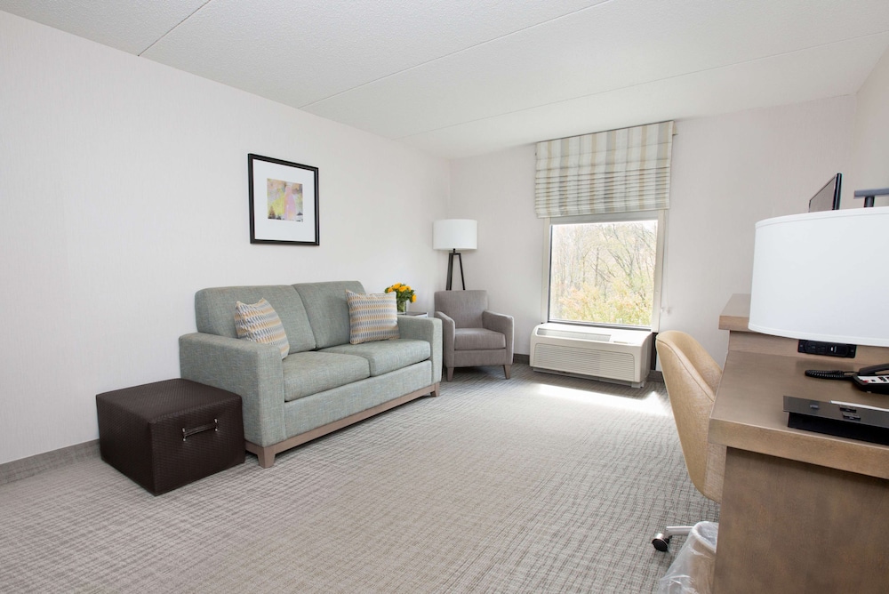 Hampton Inn Raynham Taunton - photo 18