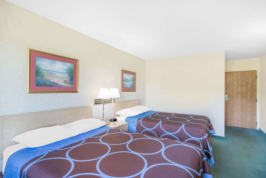Super 8 by Wyndham Canandaigua - photo 11
