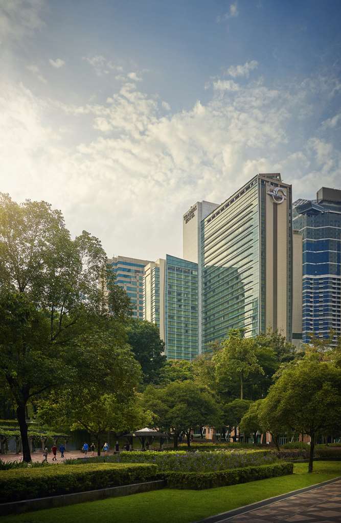 Traders Hotel Kuala Lumpur — Kuala Lumpur — photo 2
