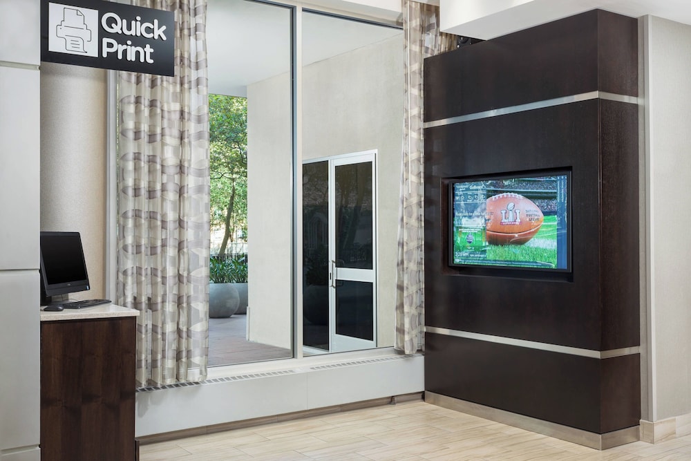 Courtyard by Marriott New York Manhattan Upper East Side - photo 26