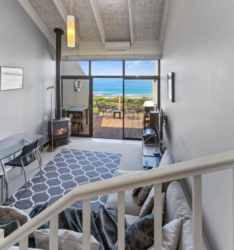 13 Whitecrest Great Ocean Road Resort Ocean Views in Unknown City, Australia