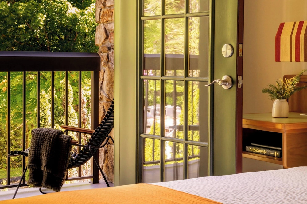 Highlands Inn Lodge - photo 11