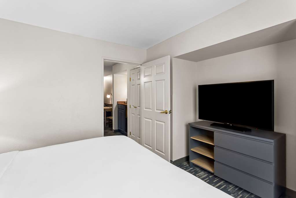 Country Inn & Suites by Radisson Portage IN - photo 33
