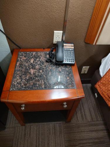 Economy Inn Richmond - photo 16