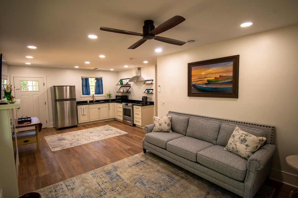 Mission Springs Resort in Ashland, United States