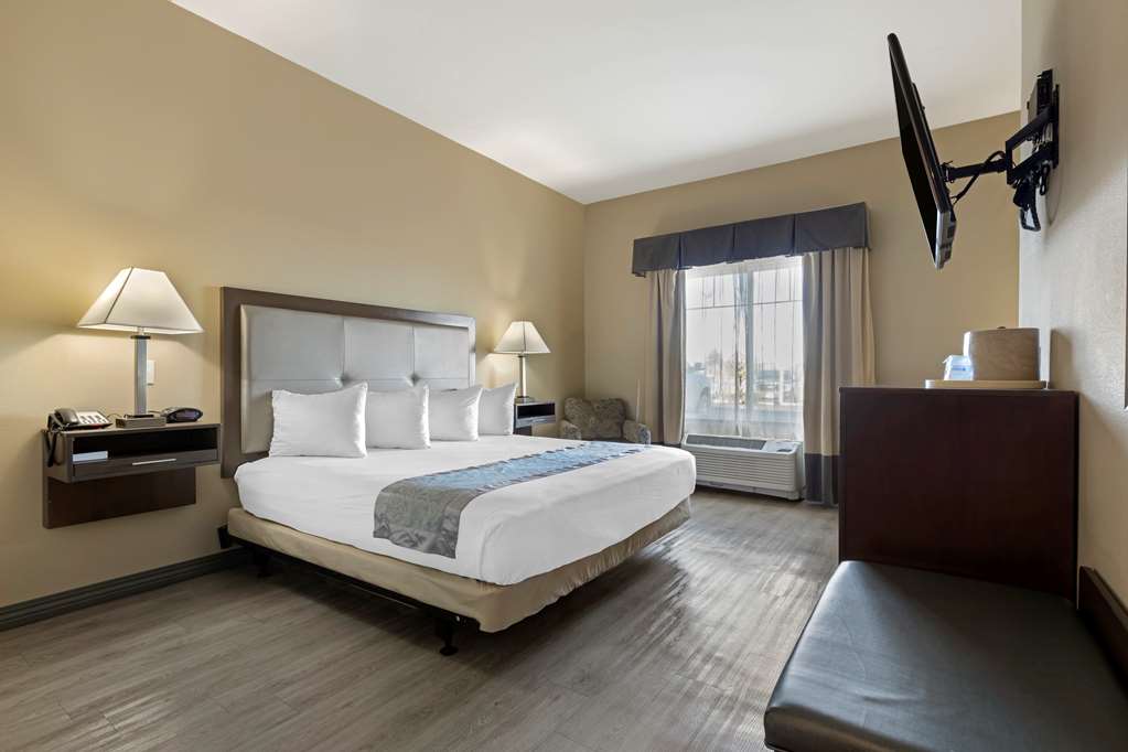 Best Western Plus Fort Stockton Hotel - photo 28