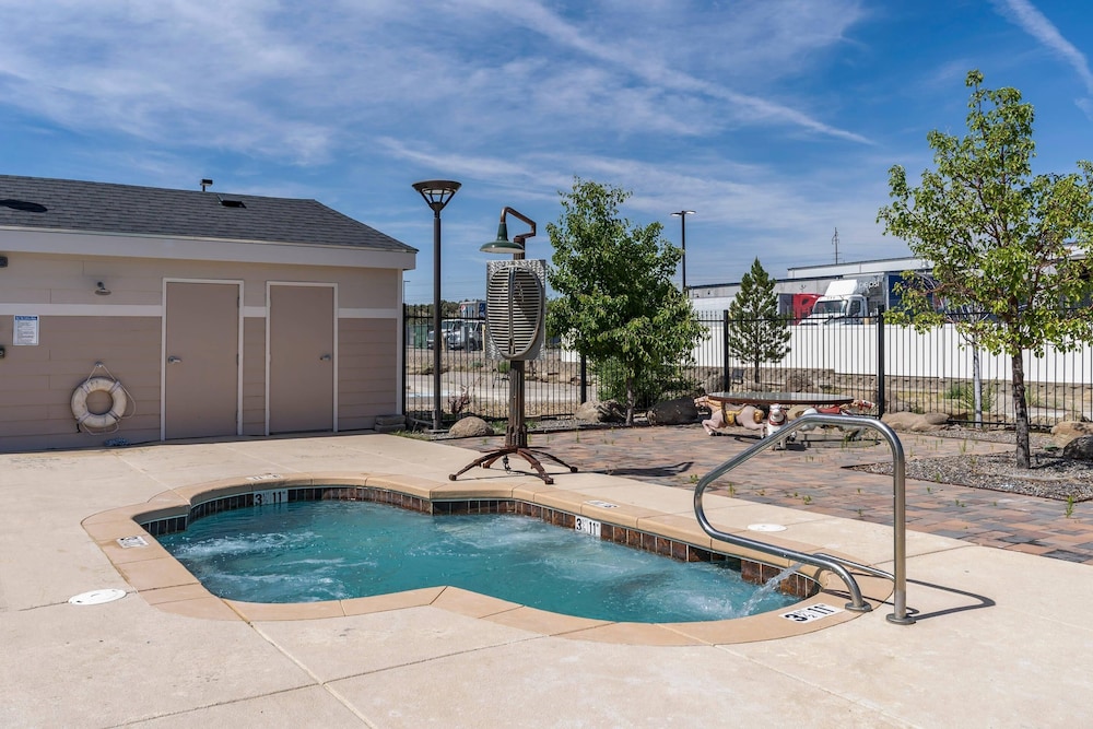 Comfort Inn & Suites Aztec Farmington Area - photo 47