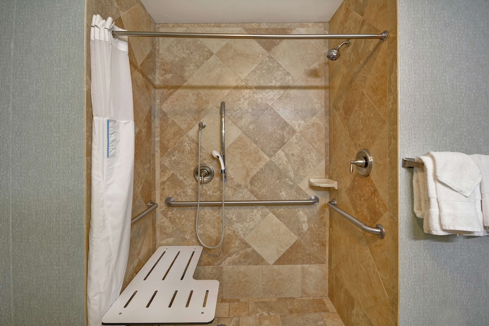 Hampton Inn & Suites San Antonio Northeast I 35 - photo 30
