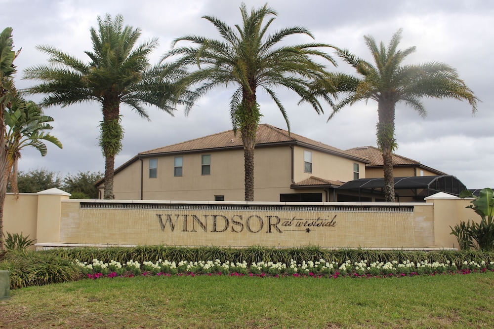 New Upscale 8BR Kissimmee Retreat with Private Pool Spa & Resort Amenities 7 Mi to Disney - photo 56